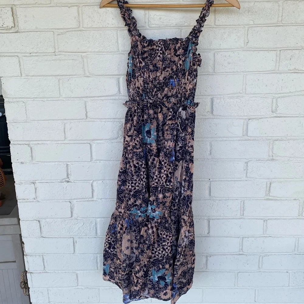 Ulla Johnson Annisa Midi Floral Tiered Dress in Faded Coral 2 - Picture 2 of 8